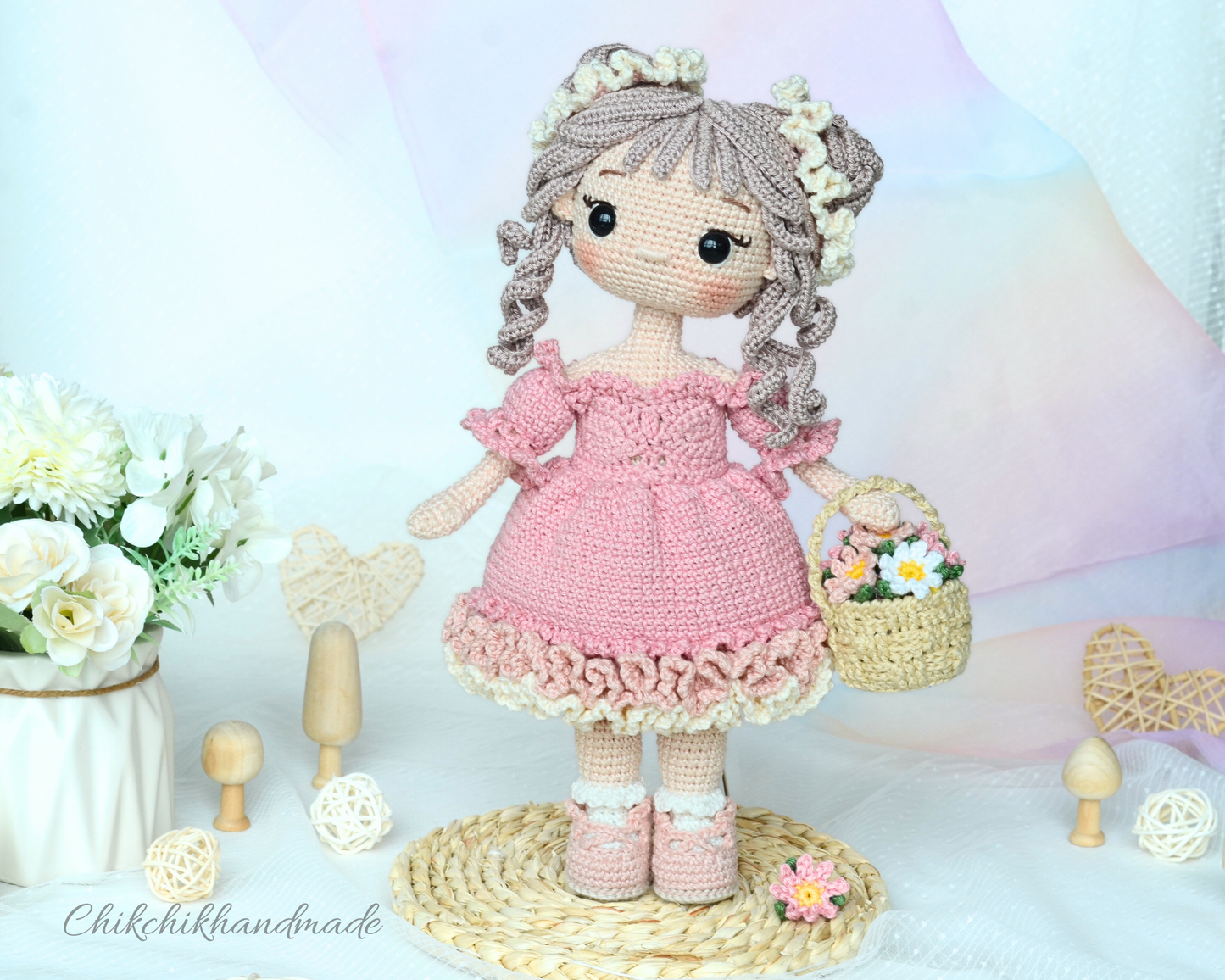 Crochet Doll Pattern, CLARA the Carnation Girl, Amigurumi Doll Pattern, PDF Tutorial (En, Fr, De, Esp, Nl, It)