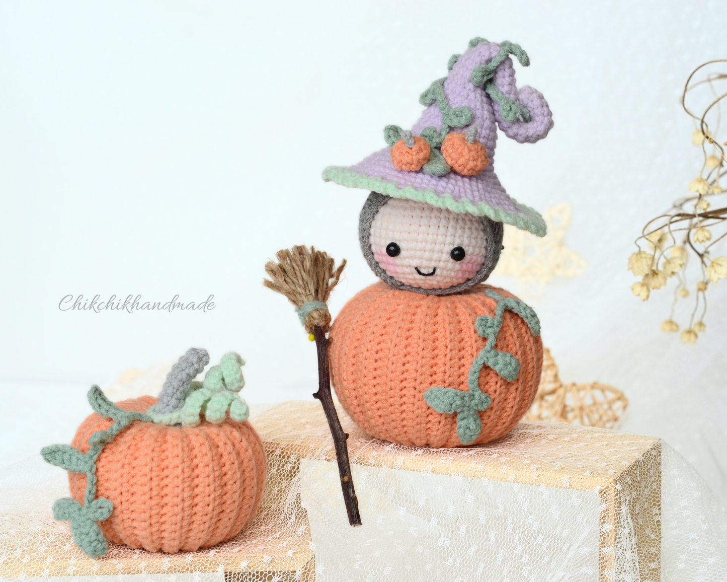 Cute Pumpkin Crochet Pattern, Halloween Pumpkin Pattern, Plumpy the cute Pumpkin, PDF English, Français, Deutsch, Nederlands, Portuguese, Español, Italiano