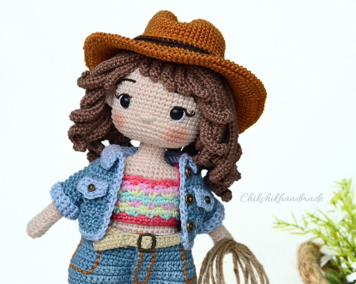 Crochet Doll Pattern PDF – Amigurumi Cowgirl Doll CHARLOTTE | DIY Crochet Toy, Step-by-Step Crochet Tutorial (En, Fr, De, Nl, It, Es)