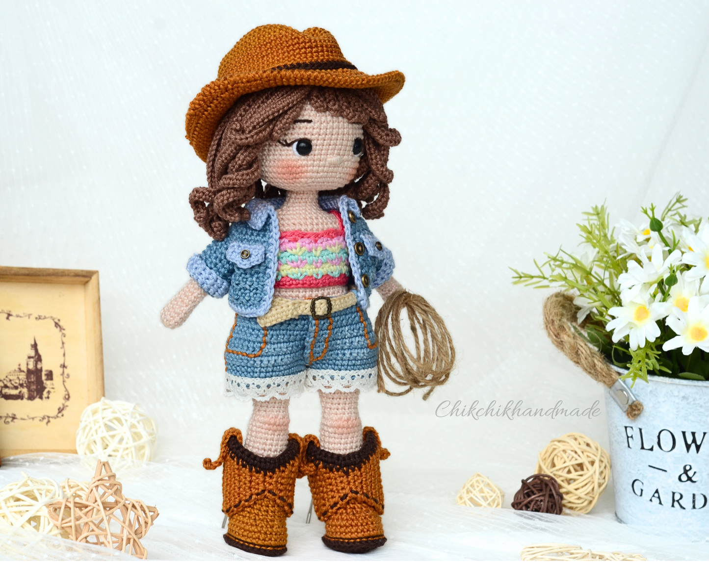 Crochet Doll Pattern PDF – Amigurumi Cowgirl Doll CHARLOTTE | DIY Crochet Toy, Step-by-Step Crochet Tutorial (En, Fr, De, Nl, It, Es)