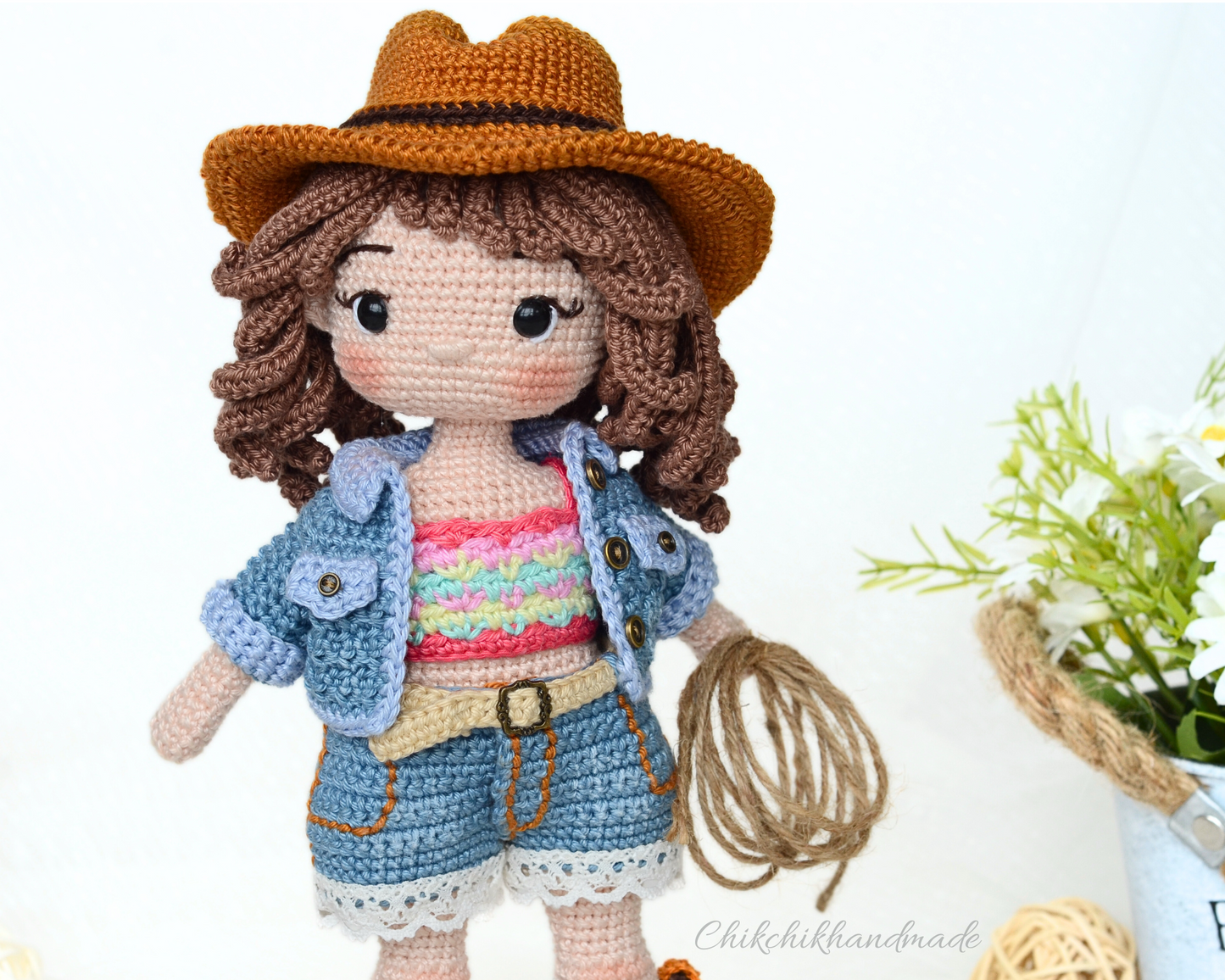 Crochet Doll Pattern PDF – Amigurumi Cowgirl Doll CHARLOTTE | DIY Crochet Toy, Step-by-Step Crochet Tutorial (En, Fr, De, Nl, It, Es)