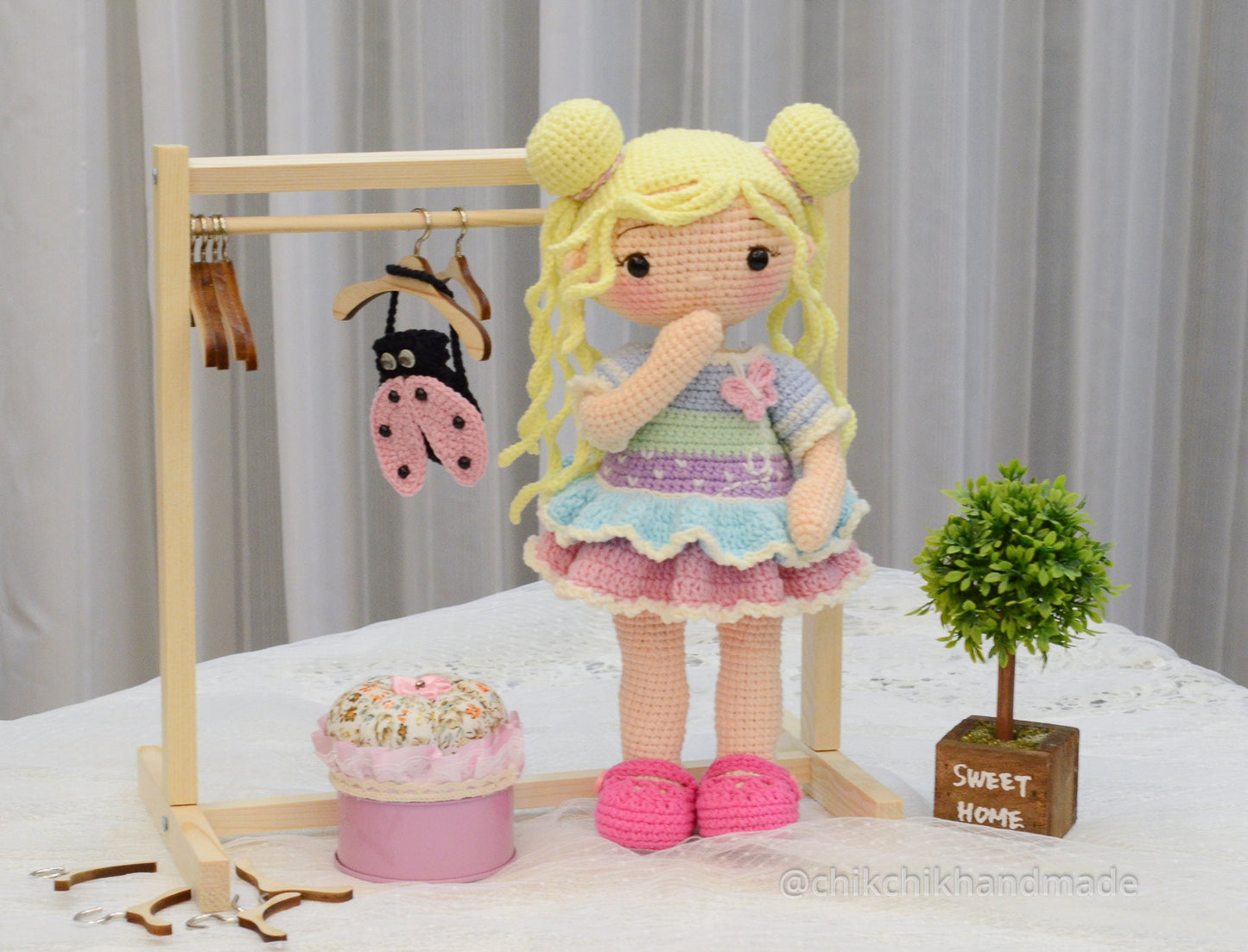 Crochet Doll Pattern, Amigurumi Doll Pattern, MILA Doll PDF English Tutorial