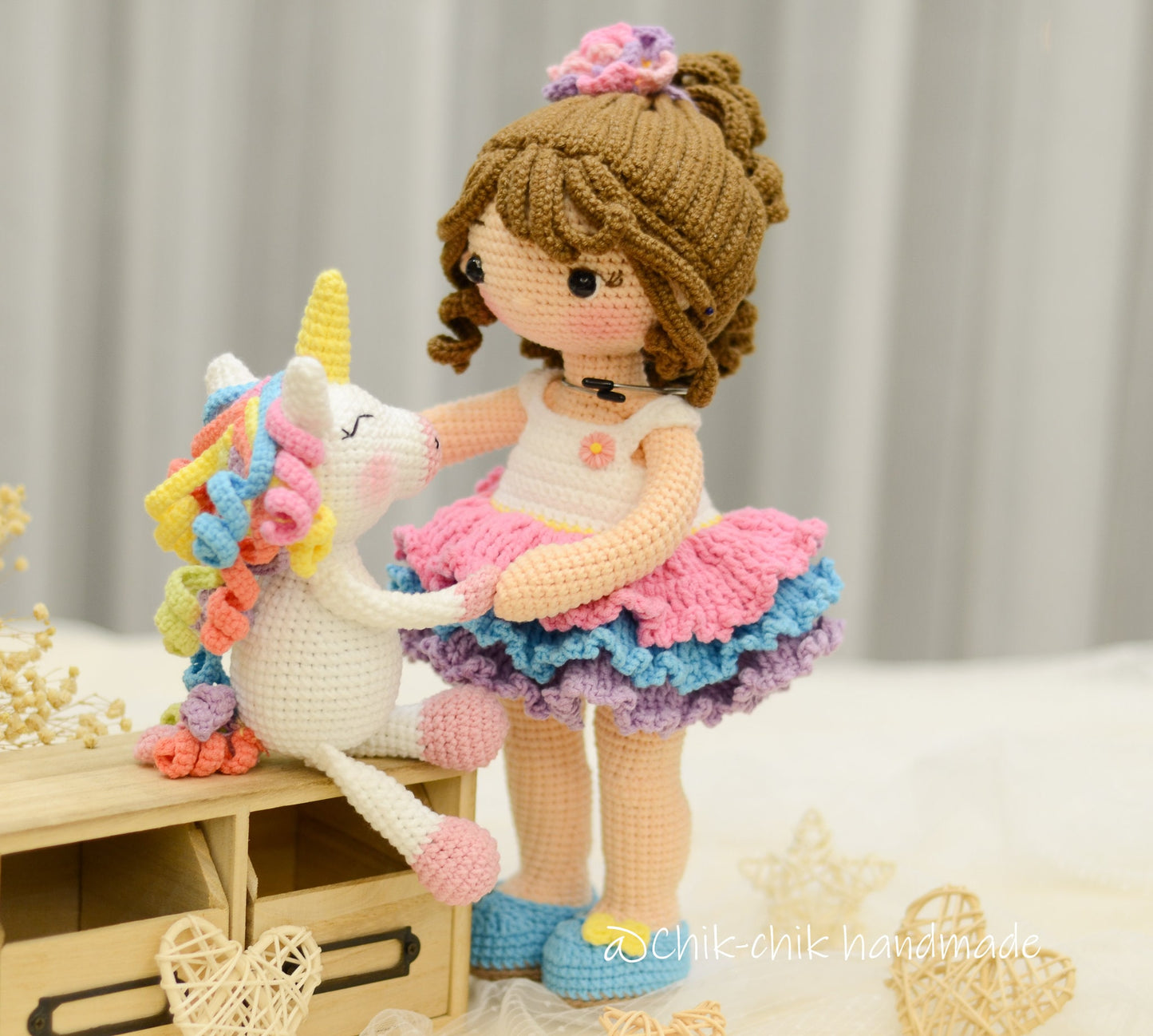 Crochet Doll Pattern, Amigurumi Doll Pattern, CHRISTINE and Friend, PDF English, Français, Español, Italiano