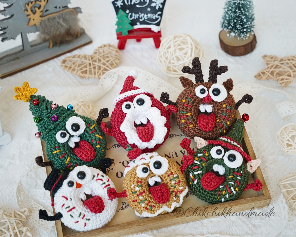 6-in-1 Christmas Donut Amigurumi Crochet Pattern – Goofy Christmas Donuts Classic, PDF Tutorial (En/Fr/De/Es/It/Nl)