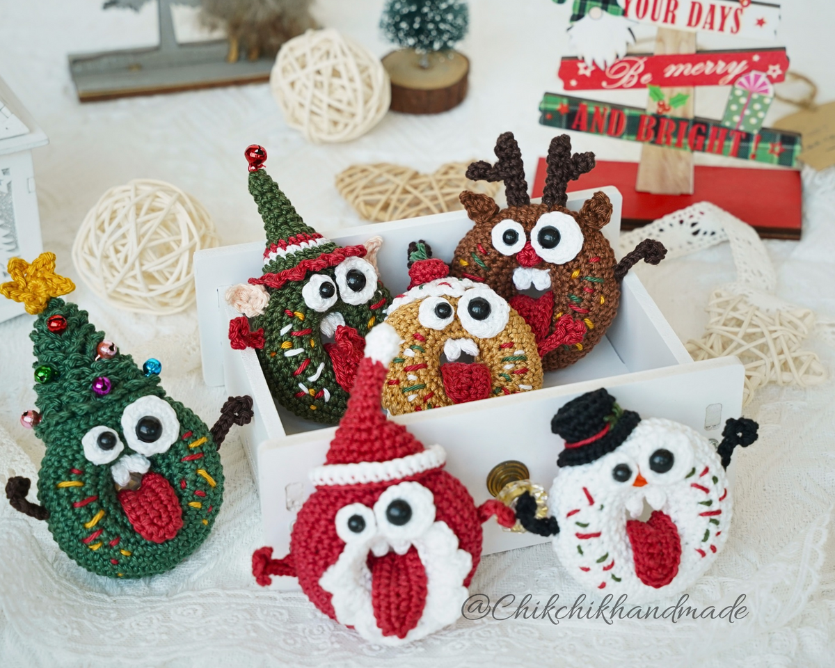 6-in-1 Christmas Donut Amigurumi Crochet Pattern – Goofy Christmas Donuts Classic, PDF Tutorial (En/Fr/De/Es/It/Nl)