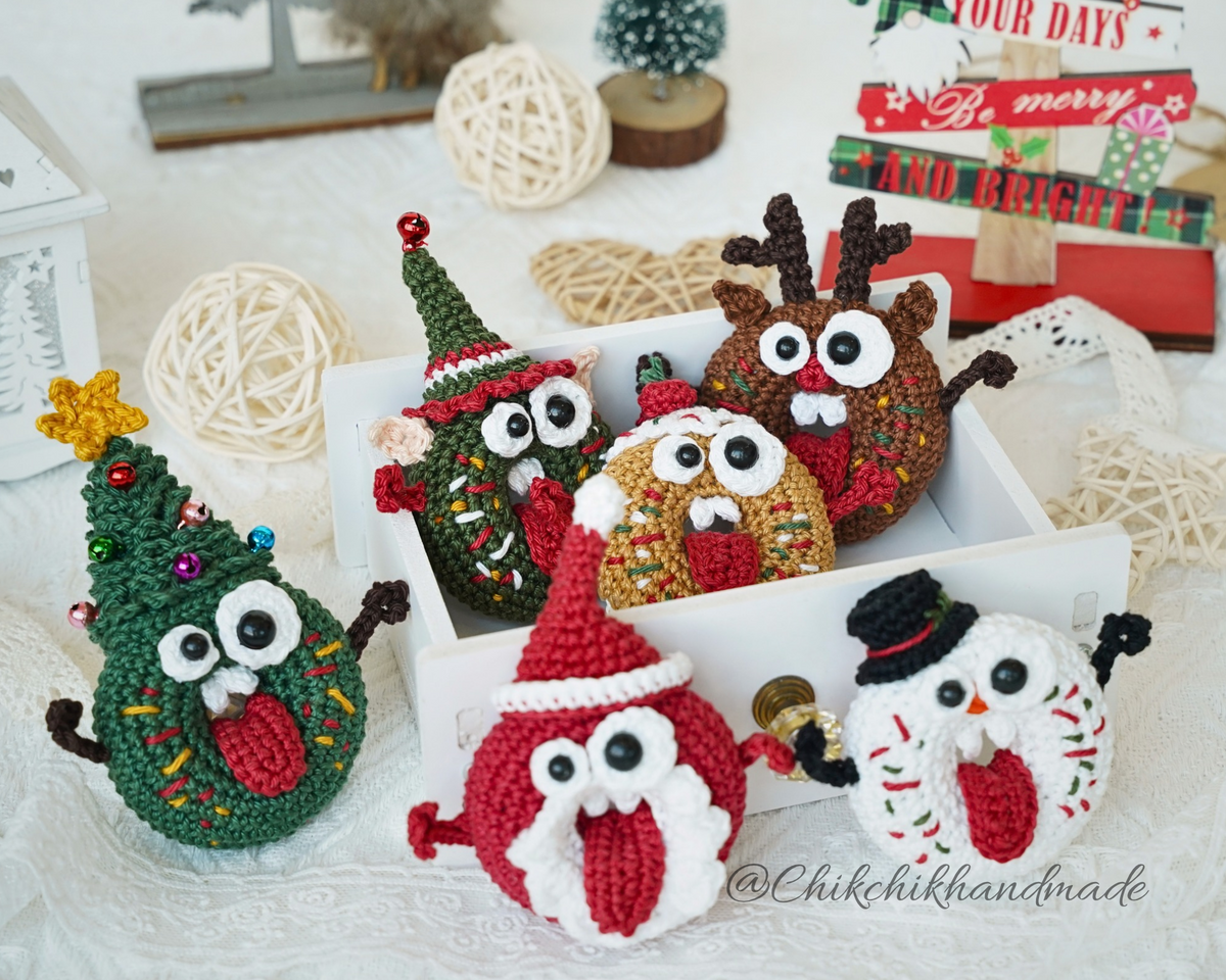 6-in-1 Christmas Donut Amigurumi Crochet Pattern – Goofy Christmas Donuts Classic, PDF Tutorial (En/Fr/De/Es/It/Nl)