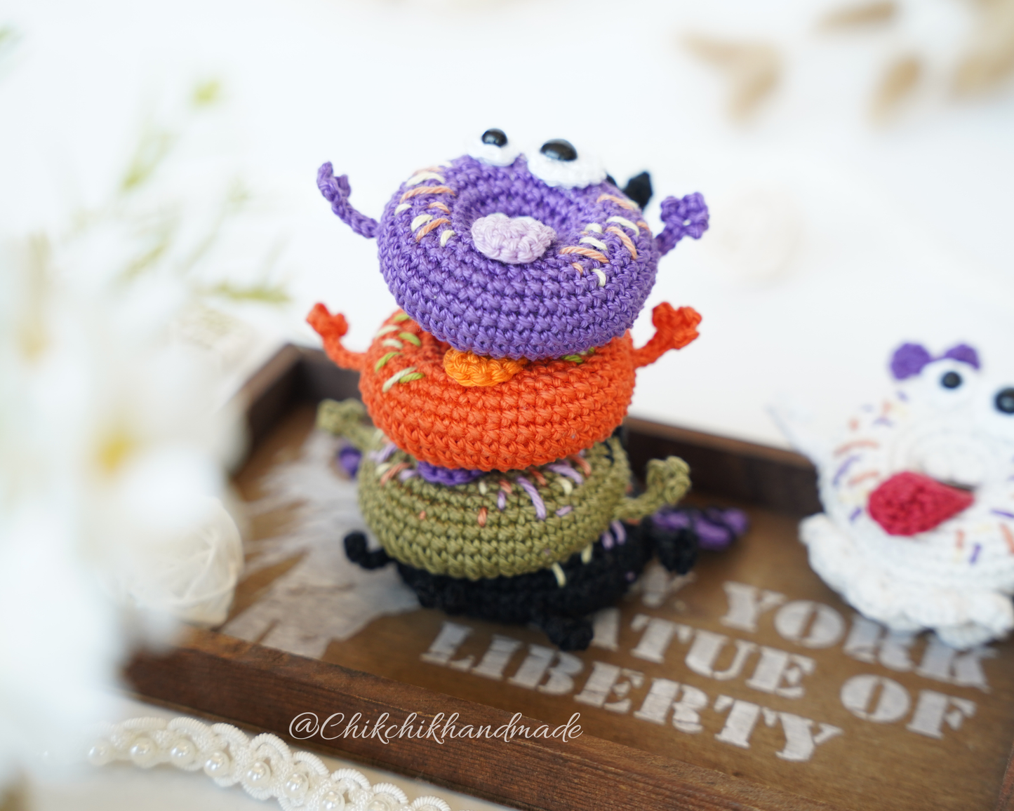 Goofy Halloween Donut Crochet Pattern, 5 Funny Amigurumi Donut Patterns, PDF Tutorial (En/Fr/De/Es/Nl/It)