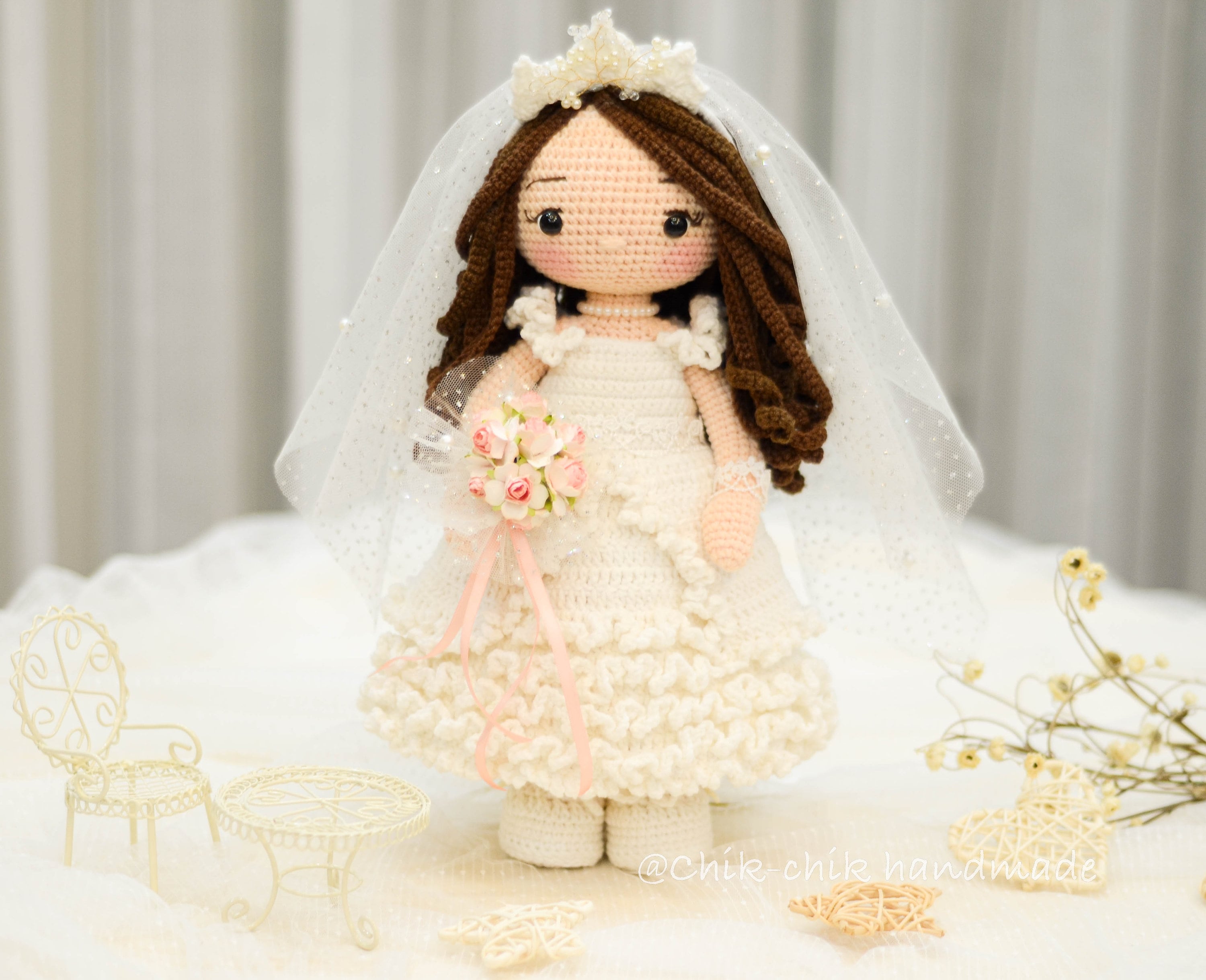 Crochet Doll Pattern GRACE the BRIDE Amigurumi PDF in English Francais Italiano