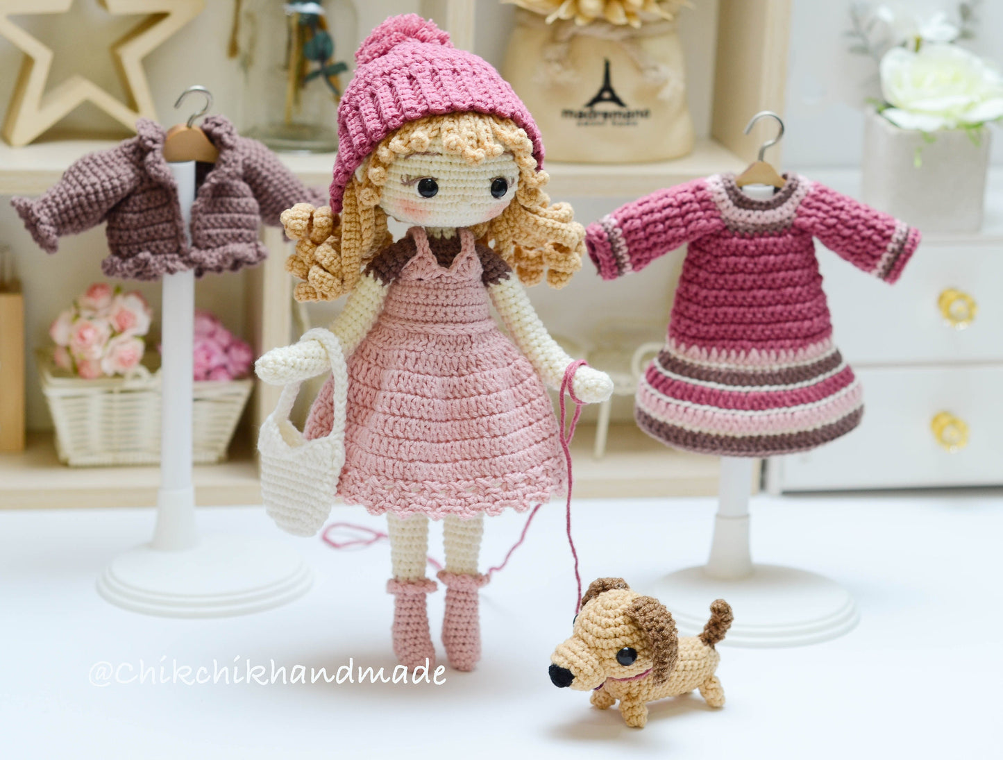 Crochet doll pattern LITTLE DAISY doll PDF English, FranΓ§ais, EspaΓ±ol (dachshund dog included)